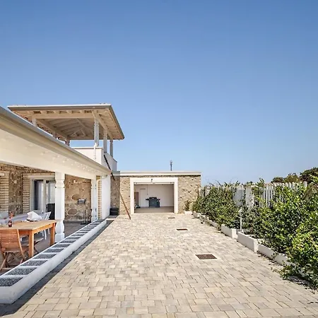 Hollywood-style With Private Pool *